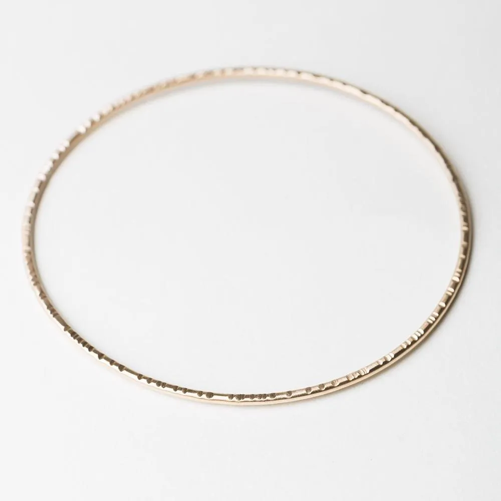 B303 - Circle Bangle Bracelet