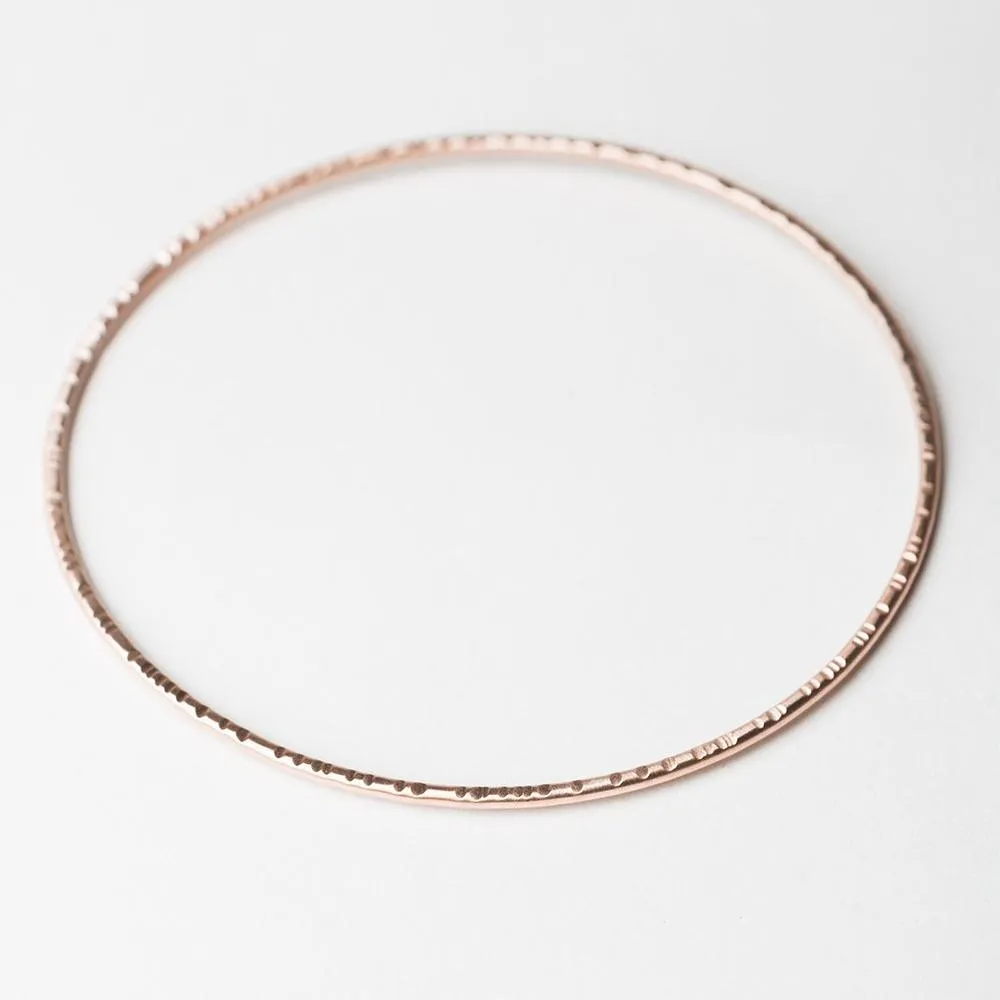 B303 - Circle Bangle Bracelet