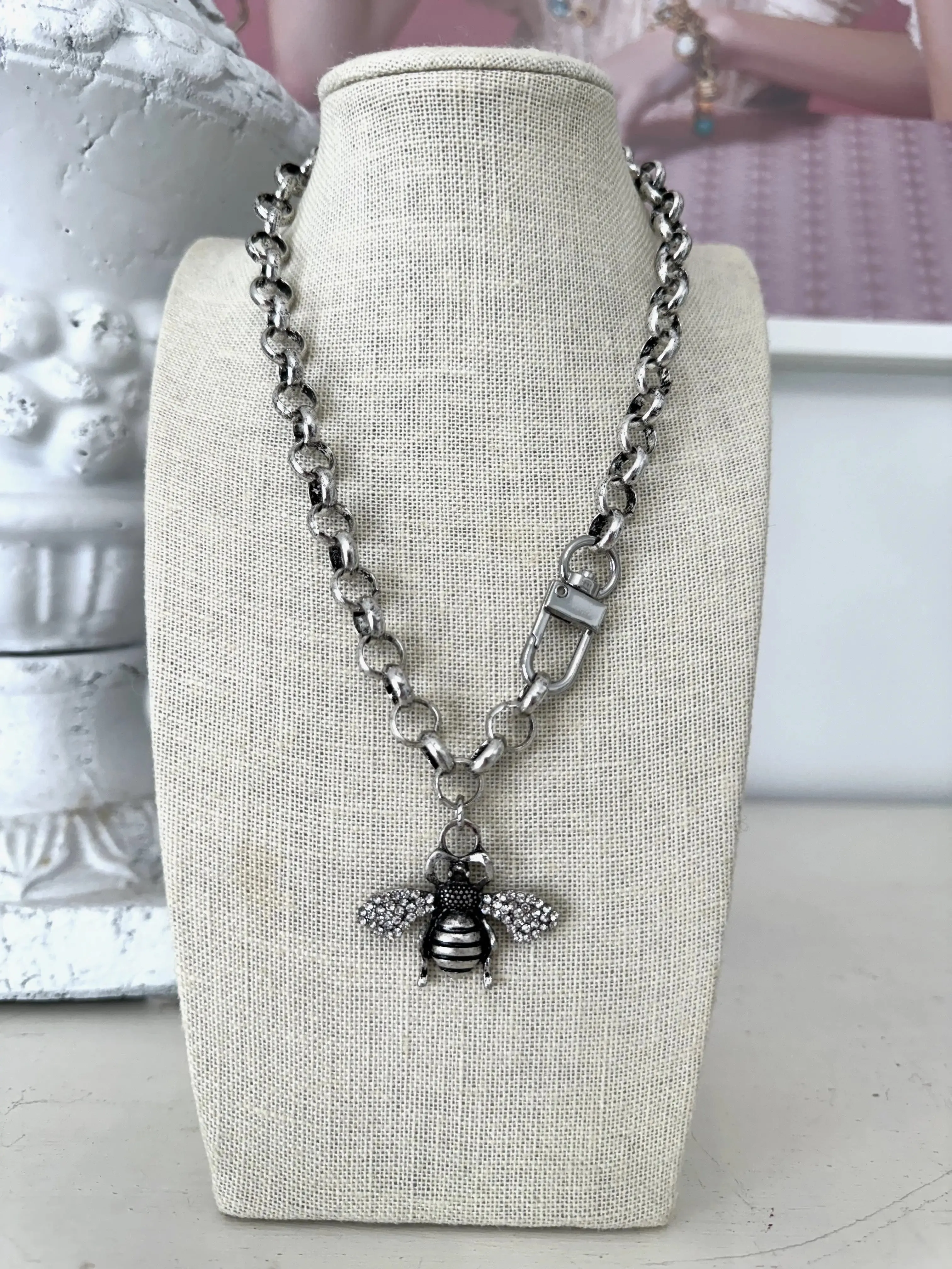 Barberini Bee Necklace - Silver