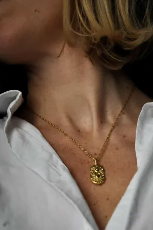 Cancer 18k Gold Zodiac Pendent Necklace