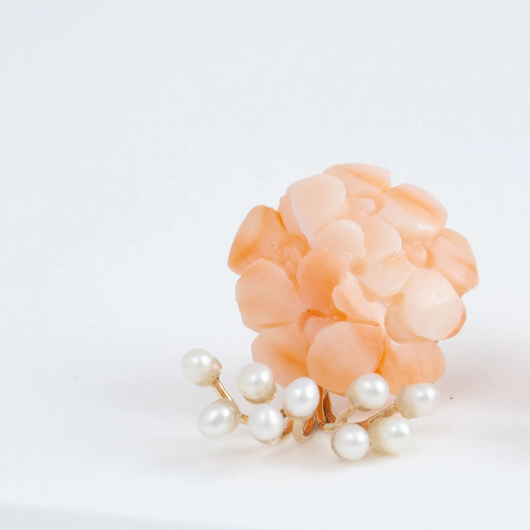 Fairy big momoiro coral and pearl earrings [limited edition]