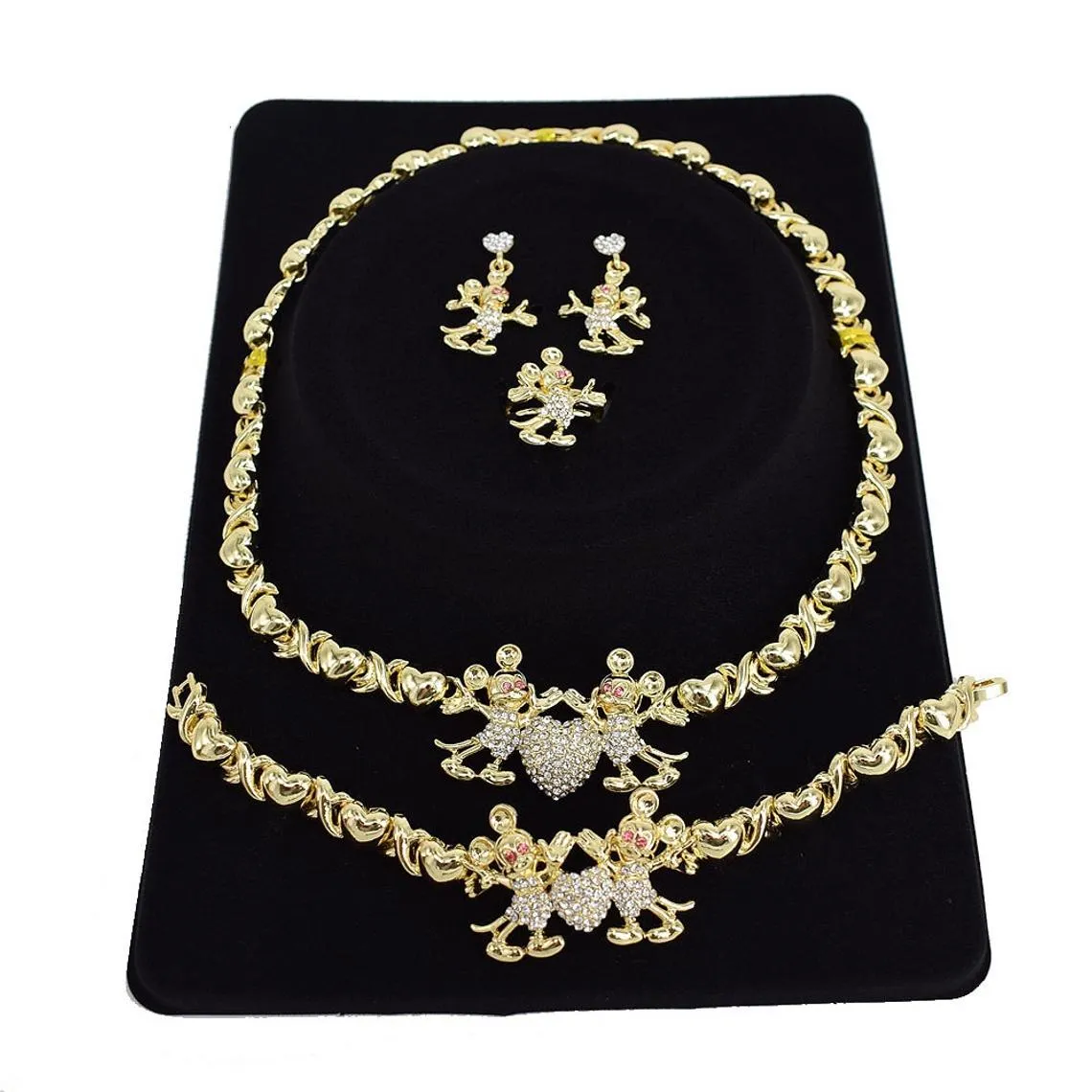 Hugs and Kisses XO Kids Necklace Set