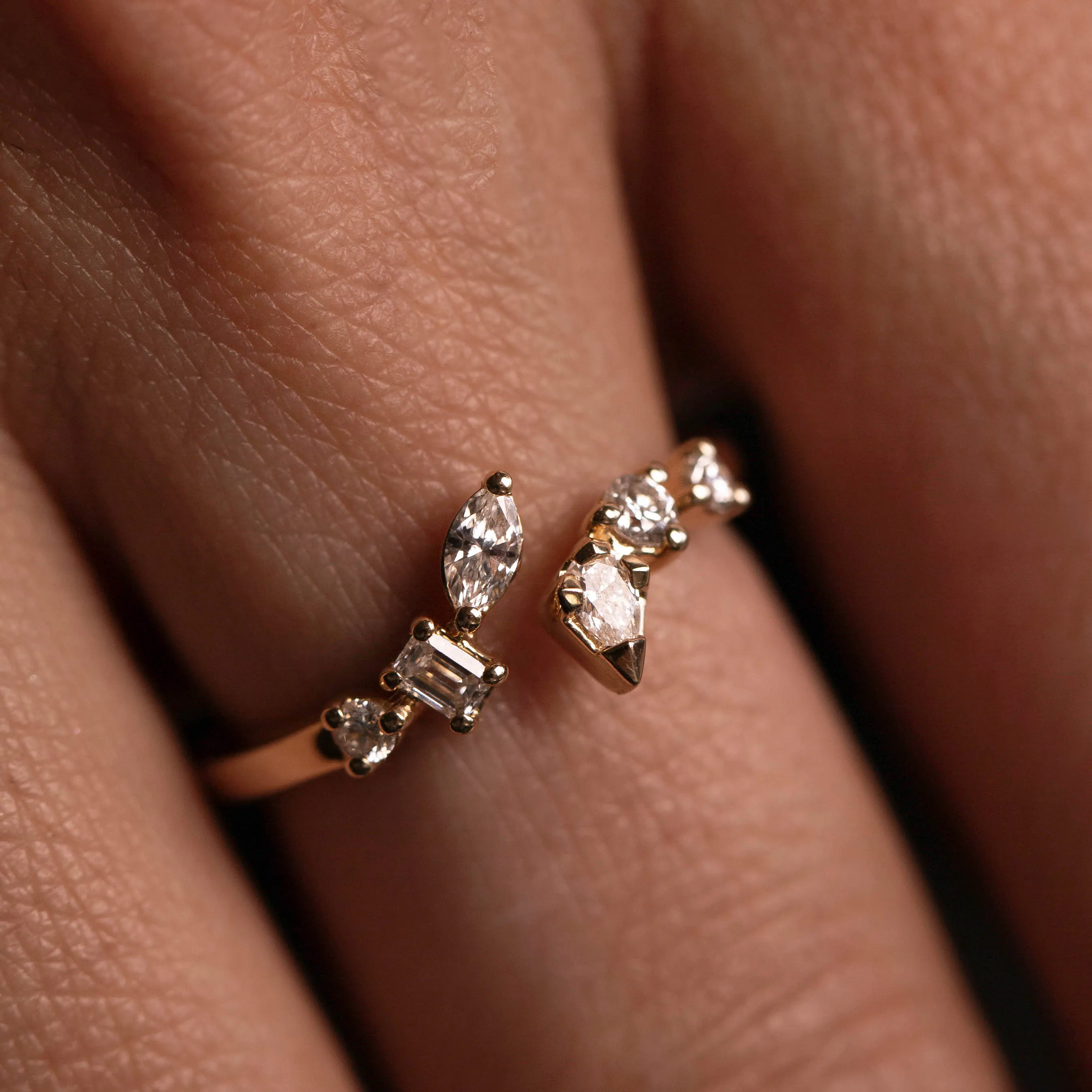 Medley x Dinnara Lab-Grown Diamond 0.25ct Bypass Ring in 10k Gold